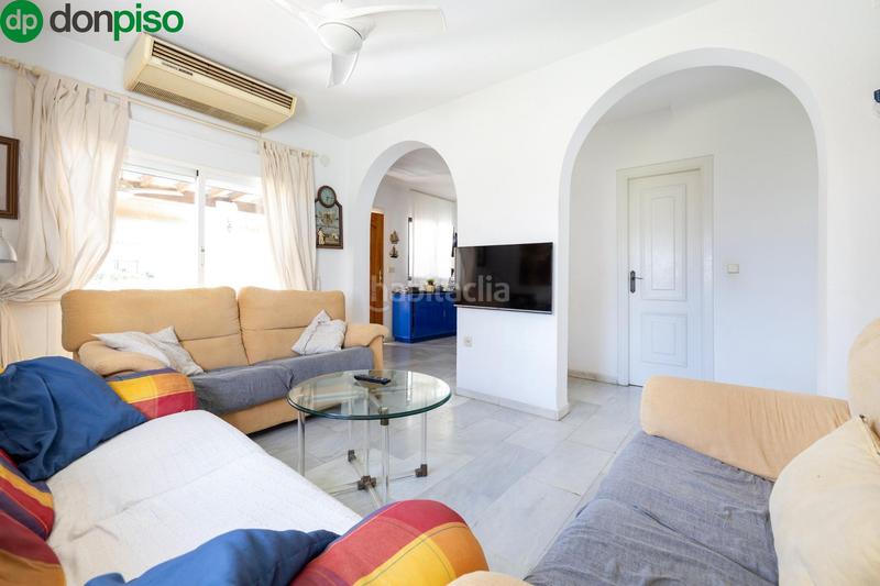 Foto b28bec92-ddcc-4d89-bec5-f24f83488a3a. Casa pareada magnifica casa pareada en calahonda en Motril