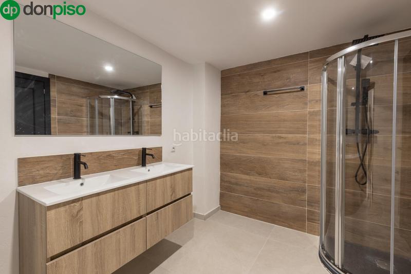 Foto bfc16d78-a340-401e-b47a-8ad585e24fd0. Casa in Barrio de la Vega Monachil