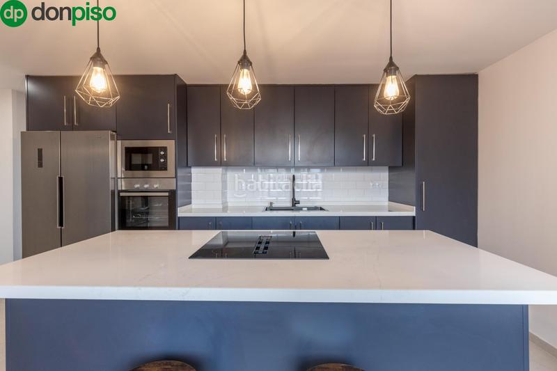 Foto f1f1fde4-b371-48b0-958a-d5c31f65ea24. Casa in Barrio de la Vega Monachil