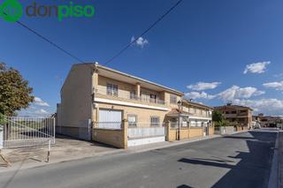 Maison jumelée  Calle del cercado 17. Una auténtica joya en fuente vaqueros casa con pozo propio y ter