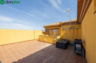 Attique  Calle eras altas. Ático luminoso con gran terraza en la zubia y plaza de garaje