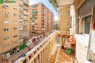 Piccolo appartamento  Calle reina mora. Se vende piso gran oportunidad zaidinvergeles granada