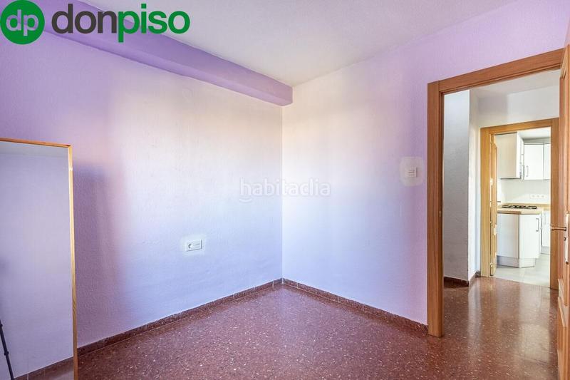 Foto c8e67df4-a7ae-47e2-8c2c-76e625a73915. Appartement dans calle fray juan sanchez cotan 8 dans Granada