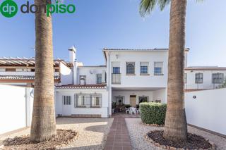 Haus  Calle del hierro. Casa con gran patio en las gabias