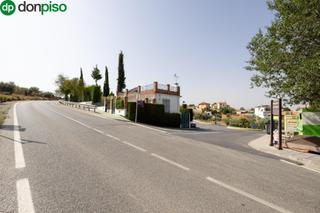 Terreno residencial  Calle yedra. Oportunidad de inversión terreno urbano en nívar granada