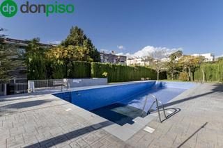 Rez-de-chaussée  Avenida de las acacias. Fantástico piso en urbanización loma verde con 3 habitaciones, t