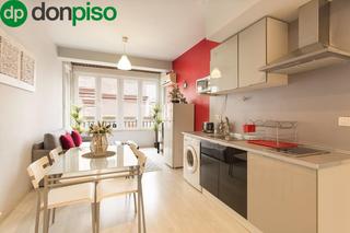 Flat  Calle recogidas 8. Fantastico piso en recogidas