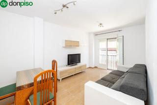 Etagenwohnung  Avenida argentina. Acogedor piso a solo minutos del centro.