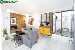 Etagenwohnung  Calle comendadoras de santiago. Realejo piso 3 dormitorios reformado. con patio