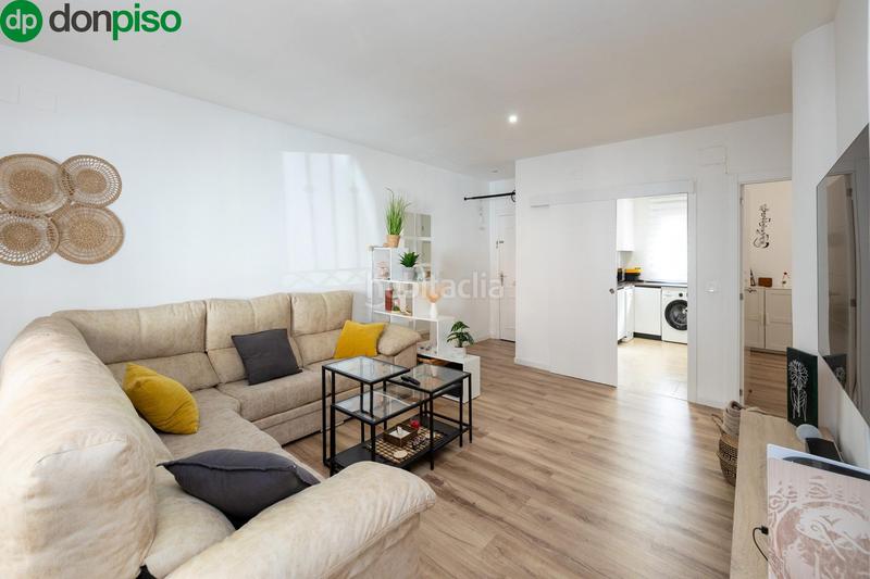 Foto ed47eb45-ab8b-4008-b48d-1e2680e2fb26. Piano terra con parcheggio in Híjar Gabias (Las)