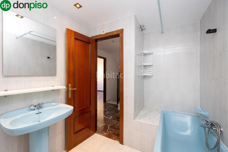 Foto 725b4983-ac98-409a-a702-bddee3be94b8. Àtic a calle garcia lorca 20 a La Zubia Ciudad Zubia (La)