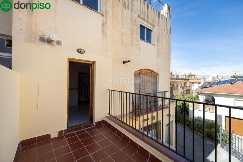 Foto f071a681-9a31-4e9a-89f6-8a87231ad657. Àtic a calle garcia lorca 20 a La Zubia Ciudad Zubia (La)