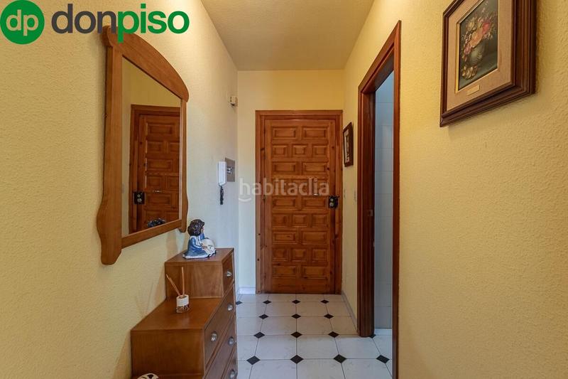 Foto 26fa3eef-64b5-4dbf-b5ba-3c19423fcd40. Appartement dans calle de velimar 21 dans Velilla - Velilla Taramay Almuñécar