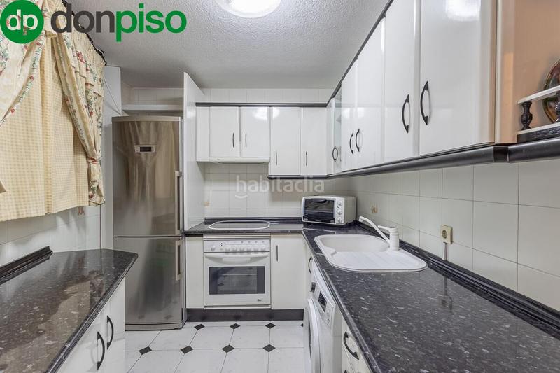 Foto 703eac7f-af35-4bc3-aba2-f92e44f5dfec. Appartement dans calle de velimar 21 dans Velilla - Velilla Taramay Almuñécar