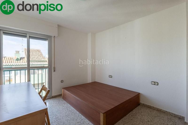 Foto 26075a11-3ccb-4e03-8281-6b665c64628f. Flat with heating parking in parque nueva Granada Granada