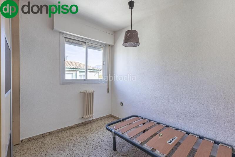 Foto 4150e650-a8fa-4a35-bbe7-b16c9e5f7919. Flat with heating parking in parque nueva Granada Granada