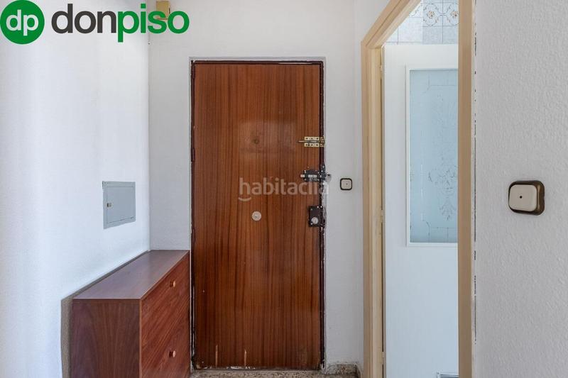 Foto 69587899-651e-4fc9-a266-ca2d2511818d. Flat with heating parking in parque nueva Granada Granada