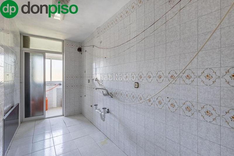 Foto 7effb3c9-c4ca-490f-9de5-a593e7a6183d. Flat with heating parking in parque nueva Granada Granada