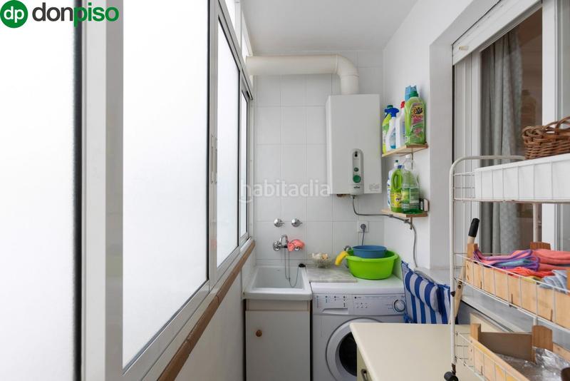 Foto 8e253548-a0e0-4407-a8f9-d6eac4f4e673. Pis amb piscina a Velilla - Velilla Taramay Almuñécar