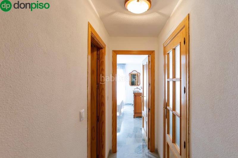 Foto b3f22de9-6a66-4299-8cb8-24688446397d. Pis amb piscina a Velilla - Velilla Taramay Almuñécar