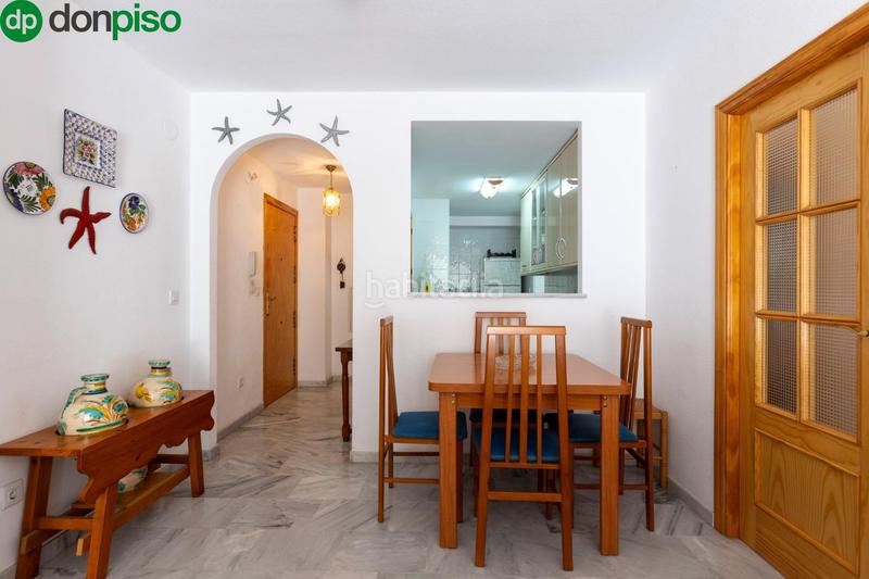 Foto ee1263e6-66ff-44ed-8a99-9d56f85514e4. Pis amb piscina a Velilla - Velilla Taramay Almuñécar