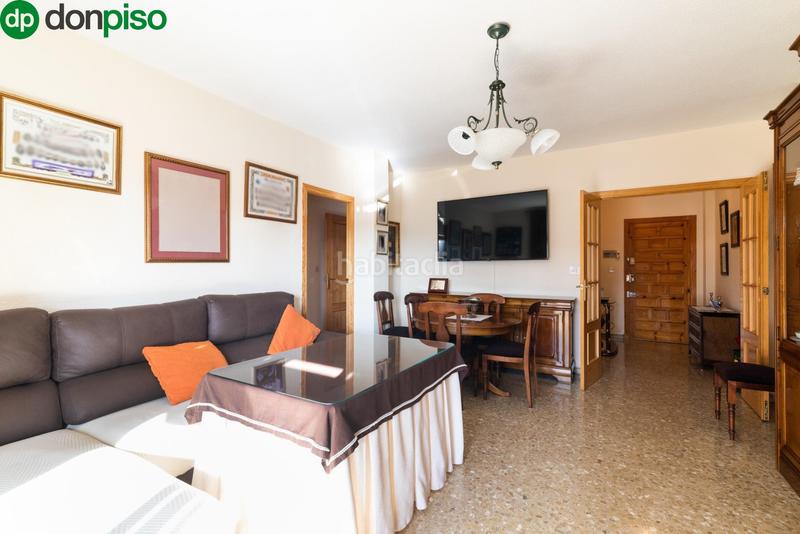 Foto 5e538937-3c1b-40a1-a53d-f7d7a33745db. Flat in pintor juan ruiz 1 in Santa Fe