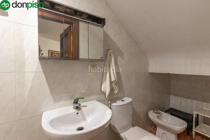 Foto 1d471e6d-cf30-48c2-8a0d-48deb596a9fa. Casa adossada amb calefacció aparcament a Cájar