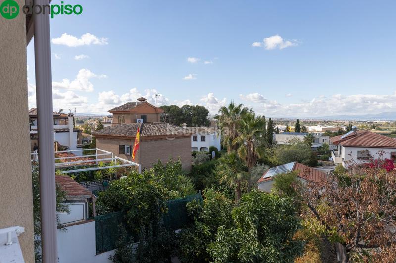 Foto 46570f81-a280-45d5-be61-d7ec87cd36d0. Casa adossada amb calefacció aparcament a Cájar