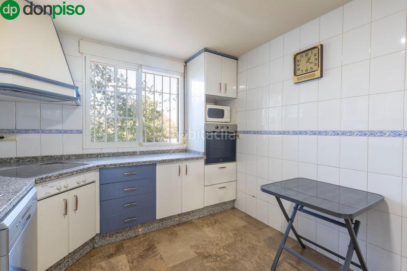 Foto 7ffca18f-65d5-45a5-961d-6968e8904125. Casa adossada amb calefacció aparcament a Cájar