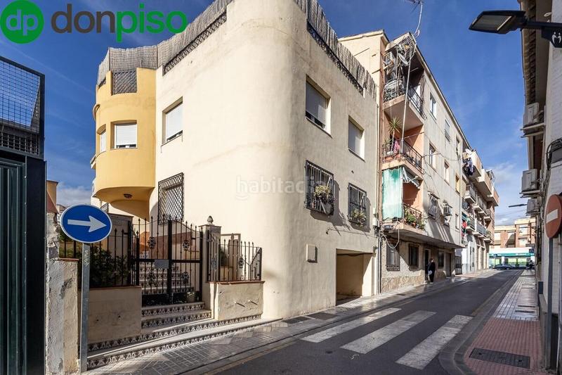 Foto ce933054-edc0-44d1-80b8-444f2581c2c6. Dachwohnung in calle chorrillo in Maracena