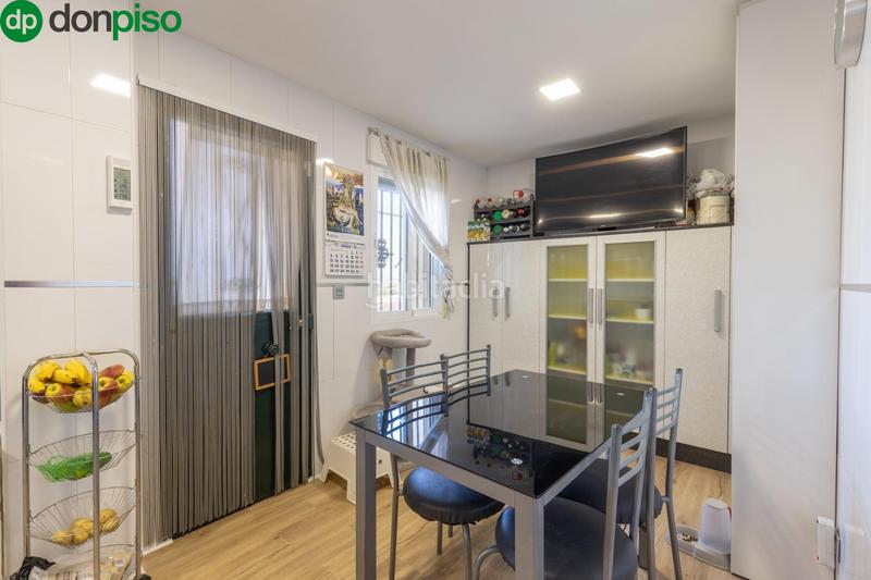 Foto 88eb8a08-196f-42a9-bf53-4d32eb0ebcc5. Casa adossada a apolo(am) 4 a Ambroz Vegas del Genil