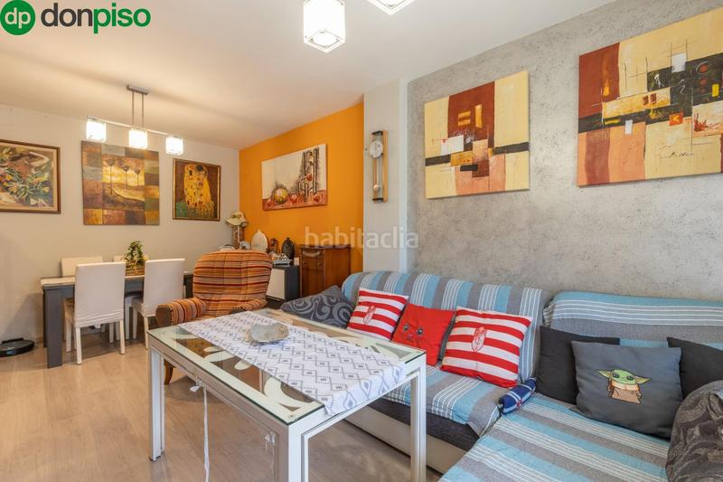 Foto 98c79236-121f-4098-97f0-1d5715a70459. Casa adossada a apolo(am) 4 a Ambroz Vegas del Genil