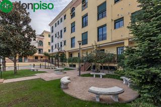 Attique  Calle duran 9. Piso en cajar con 3 dormitorios, garaje y piscina comunitaria.