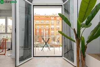 Pis  Camino de ronda. Piso amplio y luminoso en camino de ronda, junto a las flores  u