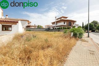 Terreno residencial en Avenida madrid (llanos silva) 13. Solar  en llanos de silva atarfe