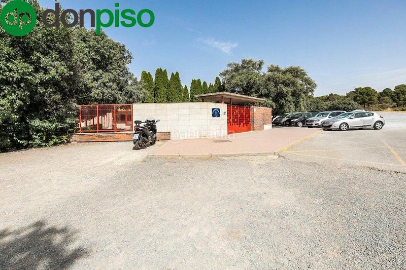 Foto f45d16a2-37fb-4491-903b-5be9e05dd1c0. Terreno residencial en avenida madrid (llanos silva) 13 solar en llanos de silva en Atarfe