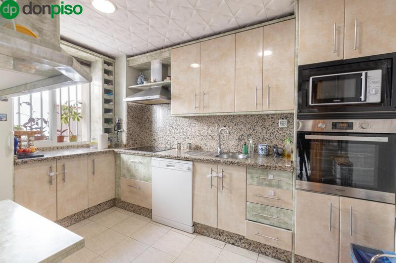 Foto 2b168015-8435-4adc-861c-bf3b8f26768c. Maison jumelée dans calle de goya 6 dans Poniente Armilla