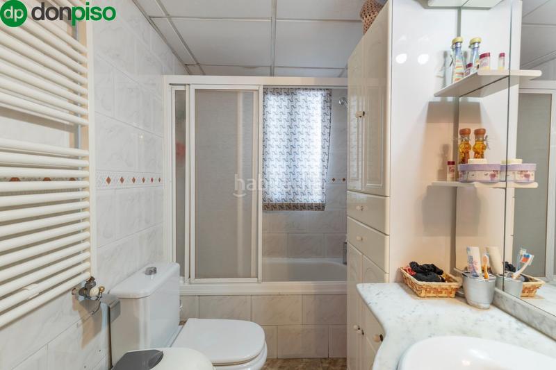 Foto 6feab809-3c06-4a8d-b3b9-57826e4e10a8. Maison jumelée dans calle de goya 6 dans Poniente Armilla