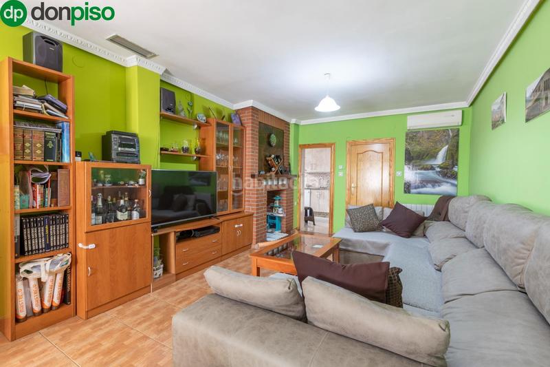 Foto 8cc3aed8-10ff-40cf-980f-5d7ac7502dd8. Maison jumelée dans calle de goya 6 dans Poniente Armilla