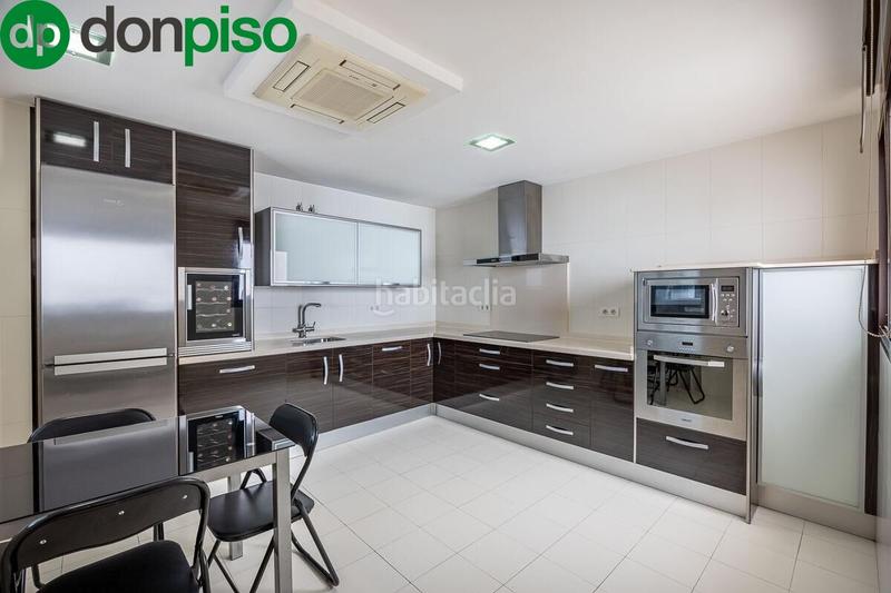 Foto df4e149d-0c26-43db-b0c7-97b8bf1c04a1. Flat with heating in San Matías - Realejo Granada