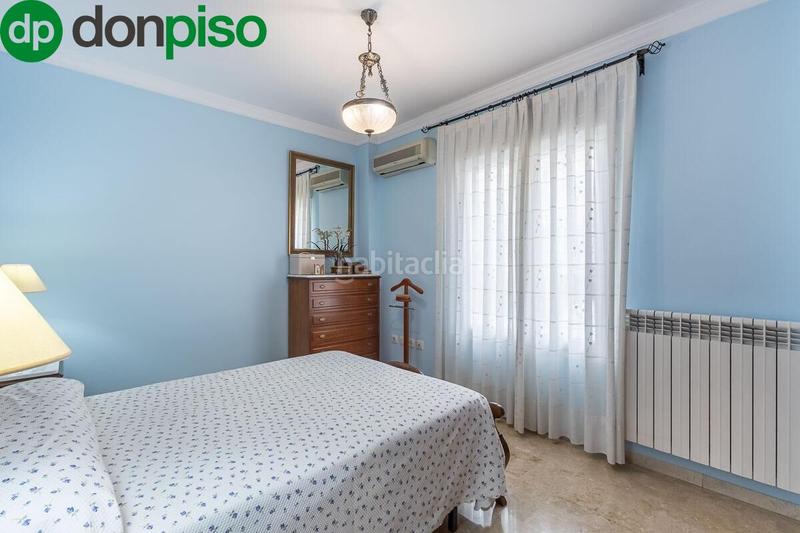 Foto 22d693ec-a3cd-4204-91d5-72b50991aed0. Casa adossada amb calefacció aparcament a Angustias - Chana - Encina Granada