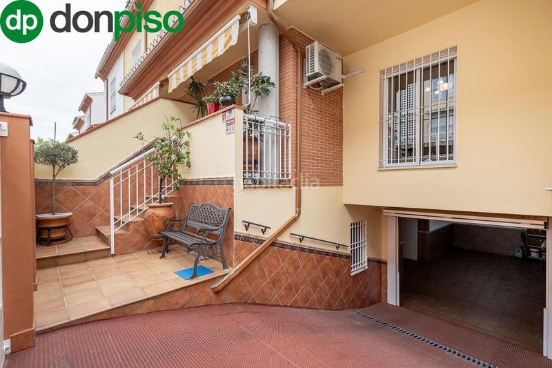 Foto 665ffc4f-59ac-4797-b303-5dfe5c6f79a2. Casa adossada amb calefacció aparcament a Angustias - Chana - Encina Granada