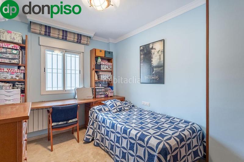 Foto 86cf53b7-6645-4333-9d07-e4cdfd1d027a. Casa adossada amb calefacció aparcament a Angustias - Chana - Encina Granada