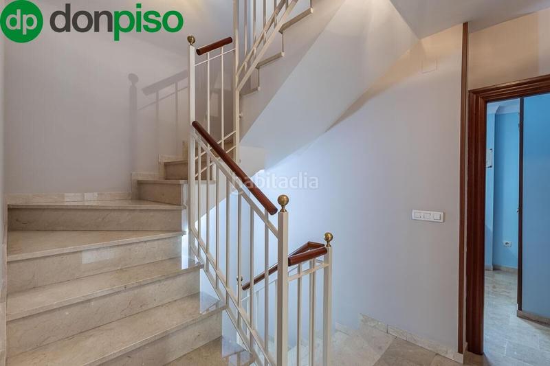 Foto a5c334b6-356b-47ec-8adb-eb50dcefba7a. Casa adossada amb calefacció aparcament a Angustias - Chana - Encina Granada