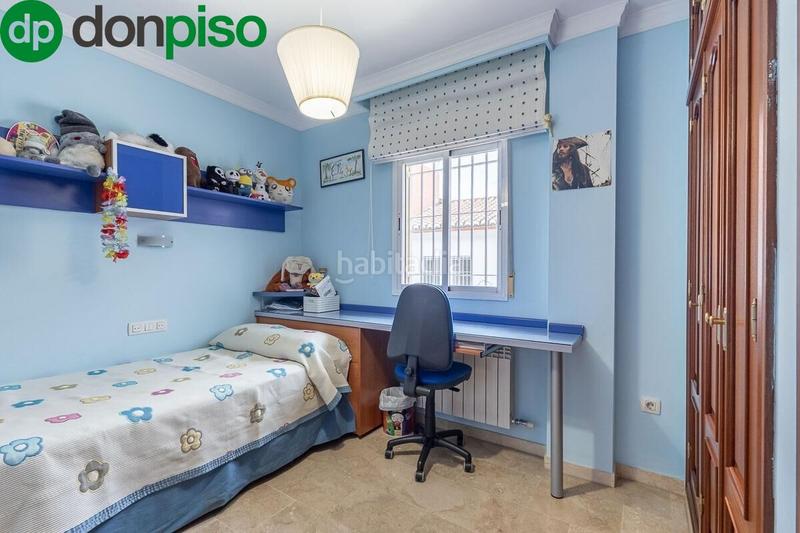 Foto eee49081-dbb2-4a92-850b-9208b1587977. Casa adossada amb calefacció aparcament a Angustias - Chana - Encina Granada