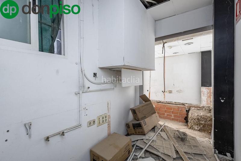 Foto 55056921-f2bb-4d52-bd70-f183ea368f21. Local comercial local en carrera de la virgen en San Matías - Realejo Granada