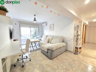 Etagenwohnung in Calle de Biznaga 2