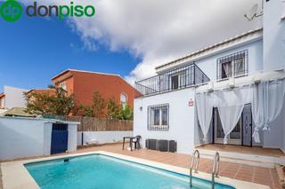 Casa  Calle hella 8. Casa en jun