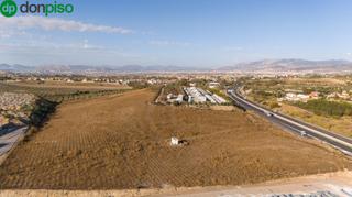 Rural plot in Carretera de otura 7. Amplio terreno rural en avda suspiro del moro, otura