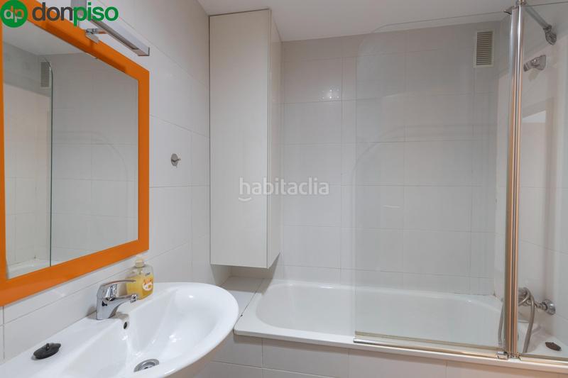 Foto 4697e423-ac5c-4cce-9f2e-463f83a9904c. Pis a calle jarnique 16 a Carretera de Granada-La Alcazaba Alhendín